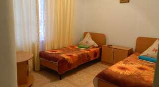 Гостевой дом Guesthouse Yuzhanka Кабардинка Двухместный номер с 1 кроватью или 2 отдельными кроватями-2